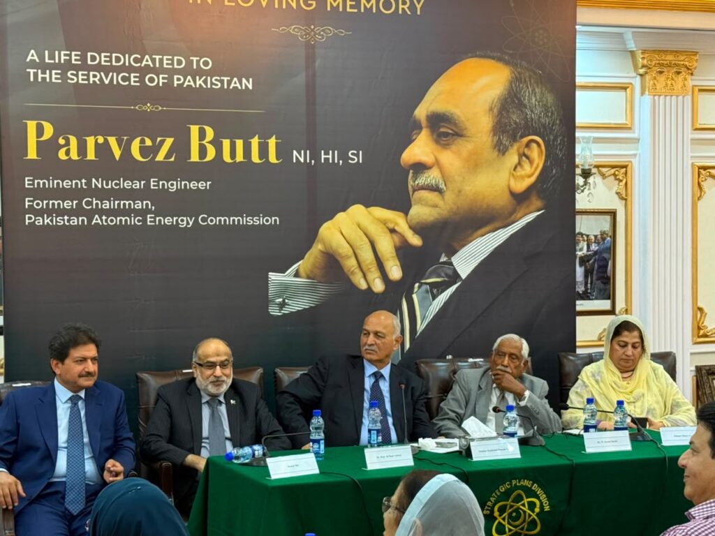 PAEC Chief Parvez Butt praised as “Silent Hero”, Mushahid terms Bomb Project as ‘amazing Pakistan success story’